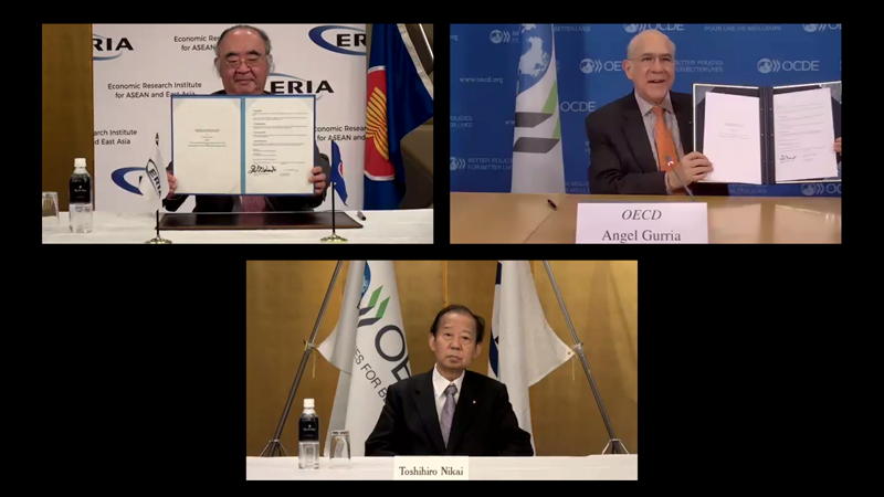 ERIA Renews MoU with OECD in a Virtual Signing Ceremony - News and Views : ERIA